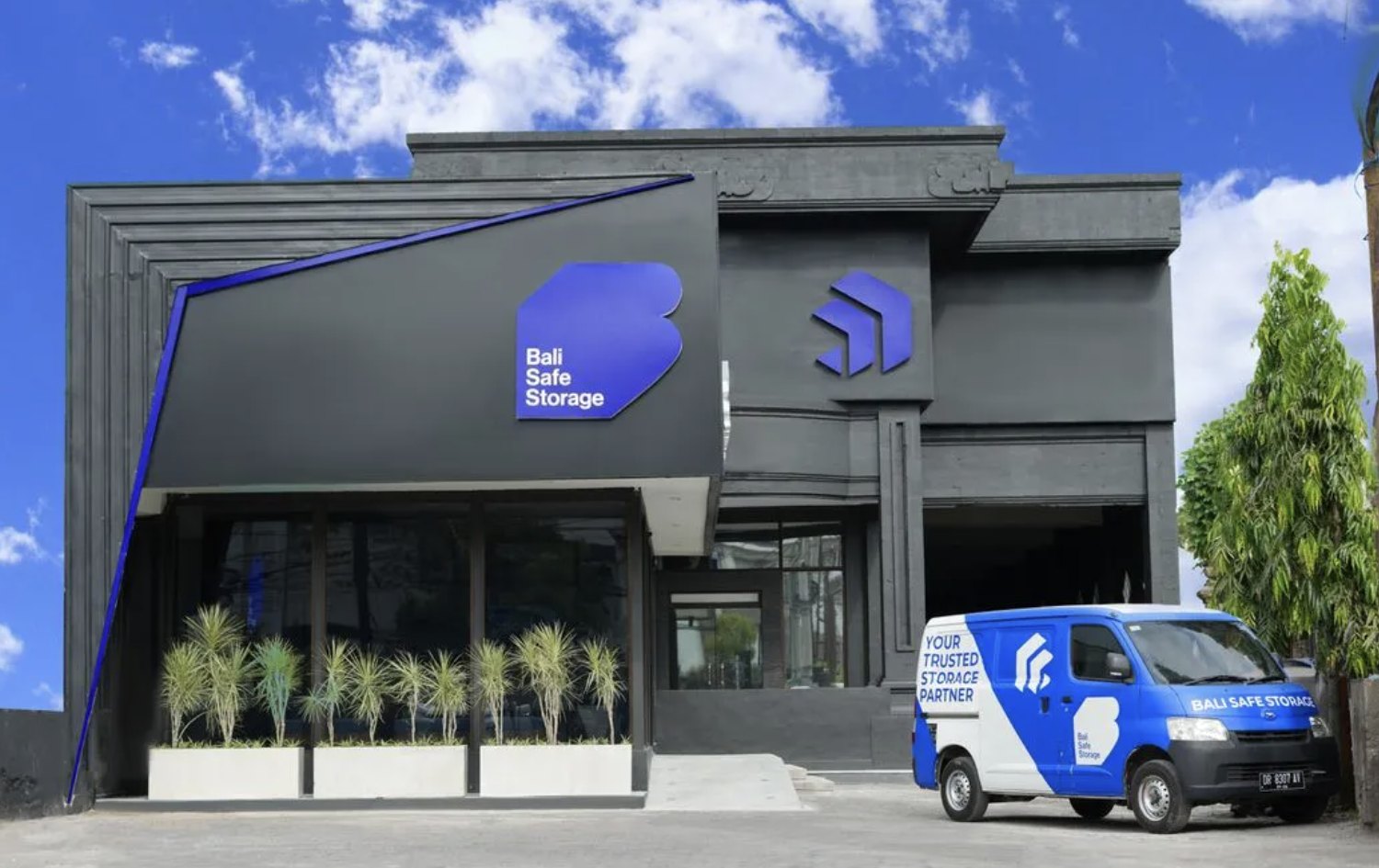 Bali Safe Storage Kuta headquarters on Jl. Bypass Ngurah Rai, with the branded delivery van